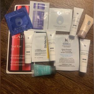 Skincare sample bundle